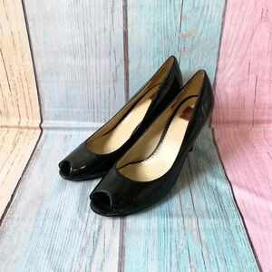 Black Oscar de la Renta peep toe pumps